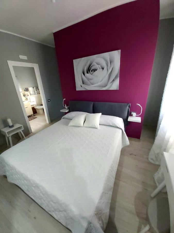 Bed and Breakfast Le Stanze Di Dalia Crotone Zewnętrze zdjęcie